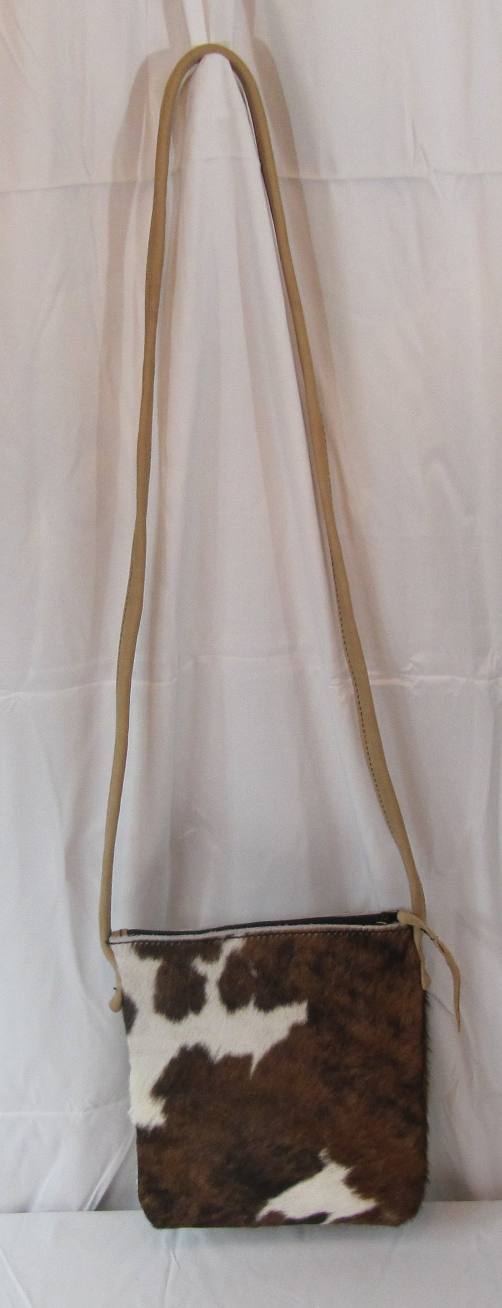 Hide long strap White